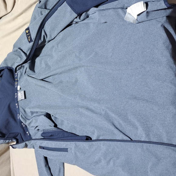 Men's zip up light jacket by Puma - Picture 6 of 6